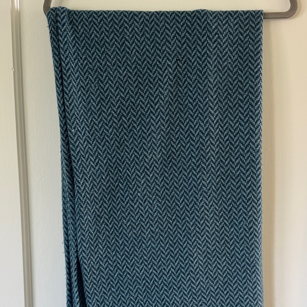 Chic Teal Herringbone Scarf